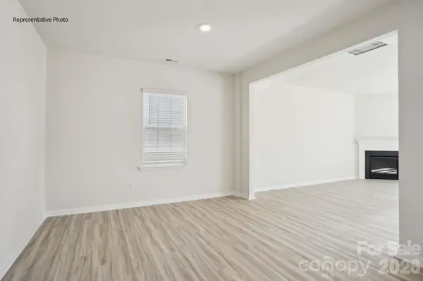 2015 Moorside CT, Lancaster, SC 29720