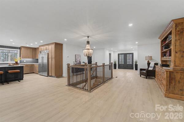 323 Mashburn Branch RD, Franklin, NC 28734