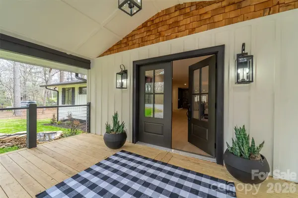 323 Mashburn Branch RD, Franklin, NC 28734
