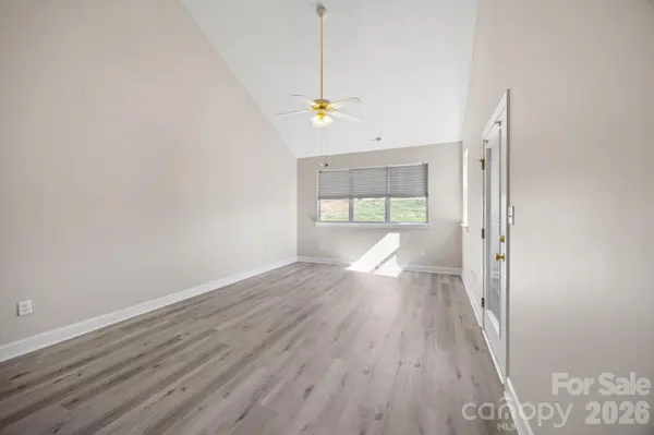 3944 Jasmine LN, Denver, NC 28037