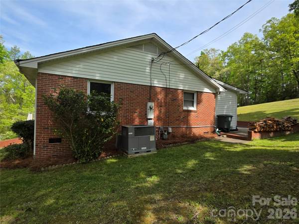 110 Crestwood DR, Chester, SC 29706