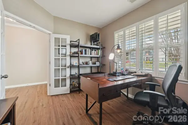 5016 Riverdale DR, Charlotte, NC 28273