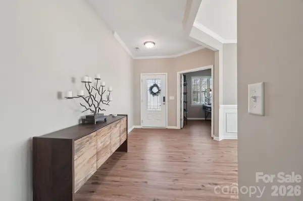 5016 Riverdale DR, Charlotte, NC 28273