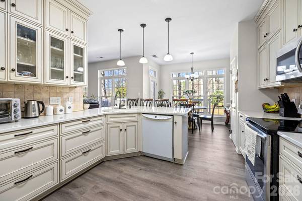 13702 Chambray LN, Charlotte, NC 28278
