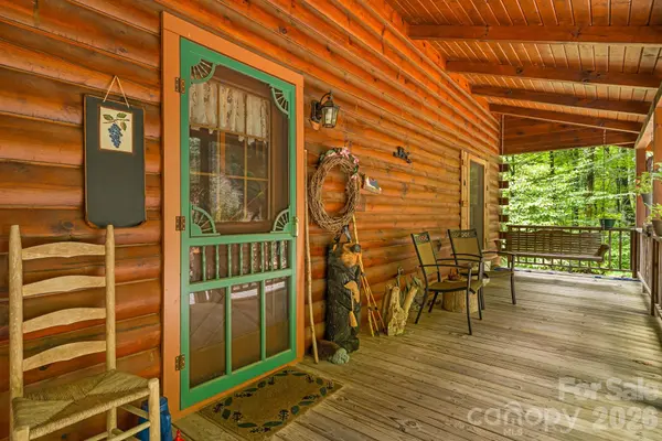 215 Goldenleaf RD, Mars Hill, NC 28754