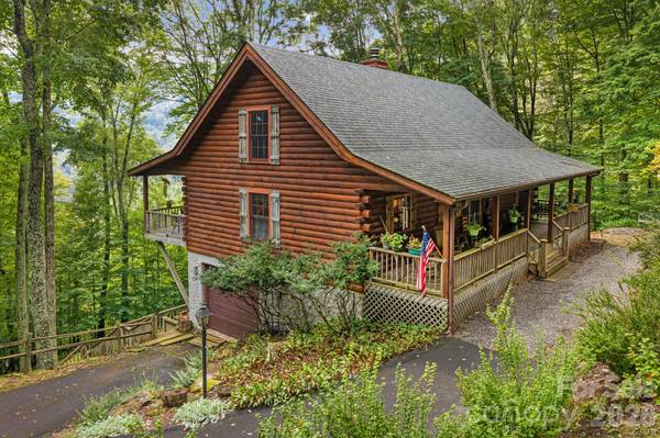 215 Goldenleaf RD, Mars Hill, NC 28754