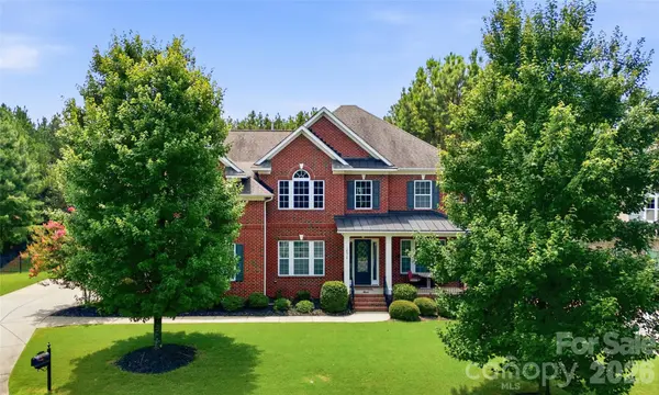 16518 Governors Club CT, Charlotte, NC 28278