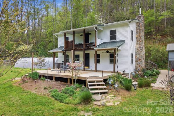 6470 Stone Mountain RD, Lenoir, NC 28645