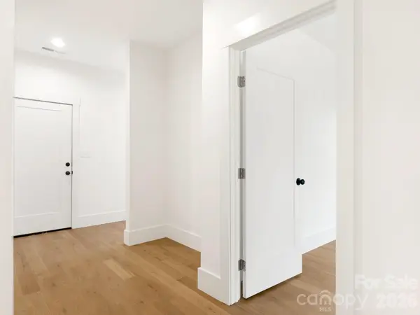 129 French ST #A, Charlotte, NC 28216
