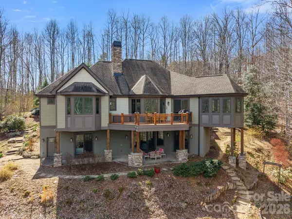 276 Stone Valley WAY, Hendersonville, NC 28792