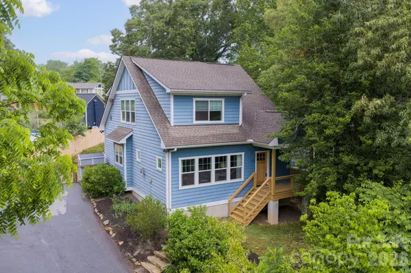 163 Sand Hill RD, Asheville, NC 28806