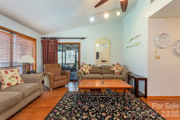 128 Quail Run CT #1626, Lake Lure, NC 28746