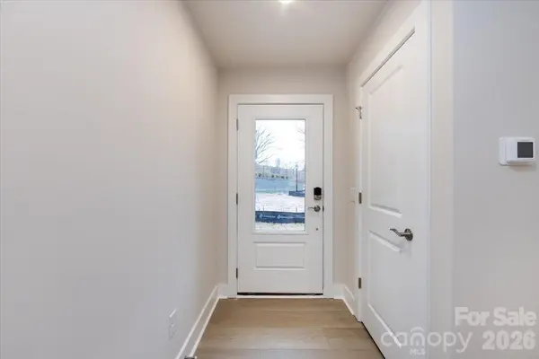 6012 Pivot CT, Charlotte, NC 28205