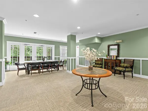 9 Kenilworth Knoll #420, Asheville, NC 28805