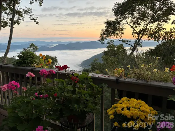 133 Club House DR #4B, Burnsville, NC 28714