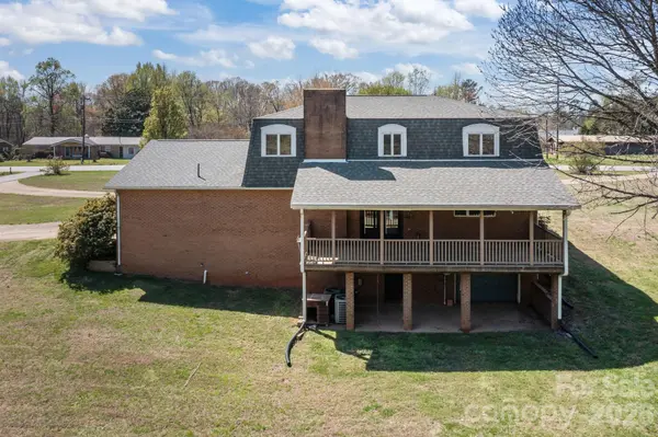 1463 Charlotte HWY, Mooresville, NC 28115