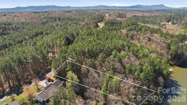 211 Ridge Top DR #11, Connelly Springs, NC 28612