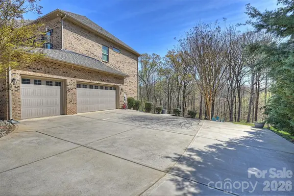 461 Swift Creek CV, Lake Wylie, SC 29710