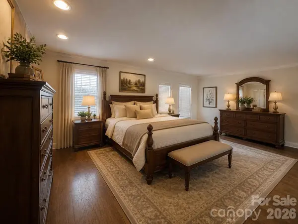 12 Chigger Ridge RD, Sylva, NC 28779