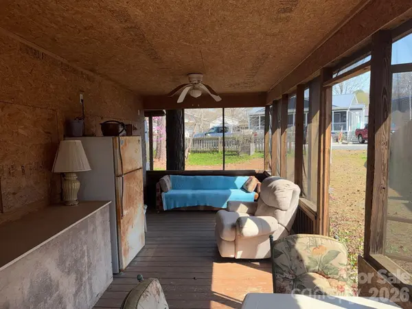 125 Lookout TRL, Mount Gilead, NC 27306