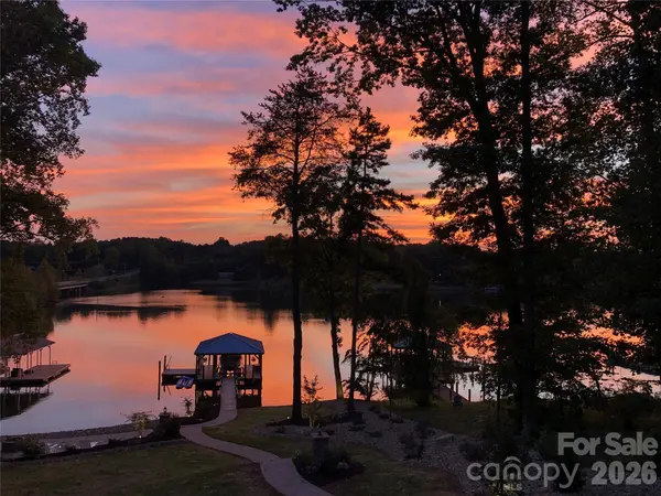 4197 Todd ST, Sherrills Ford, NC 28673