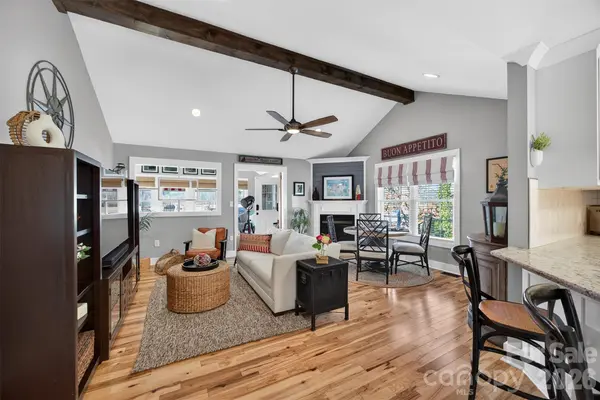 4197 Todd ST, Sherrills Ford, NC 28673