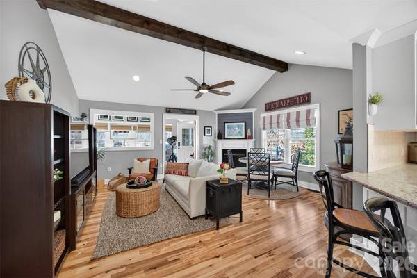 4197 Todd ST, Sherrills Ford, NC 28673