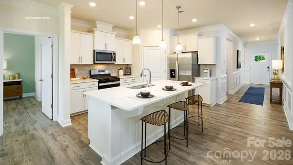 7541 Bainbridge RD, Sherrills Ford, NC 28673