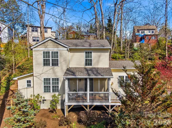 101 Westover DR, Asheville, NC 28801