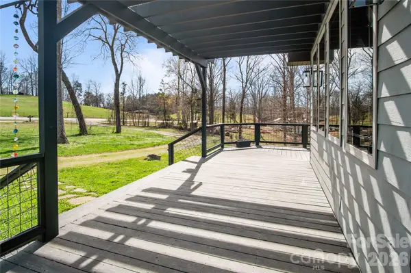 4107 Sandy Plains RD, Tryon, NC 28782