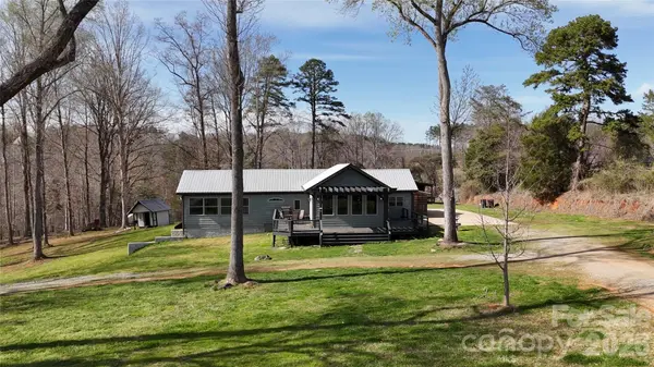 4107 Sandy Plains RD, Tryon, NC 28782