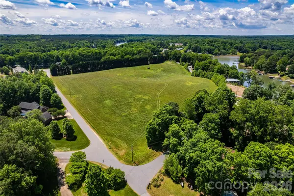0000 Vinewood RD, Sherrills Ford, NC 28673