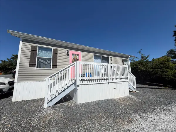 166 Eagle DR, New London, NC 28127