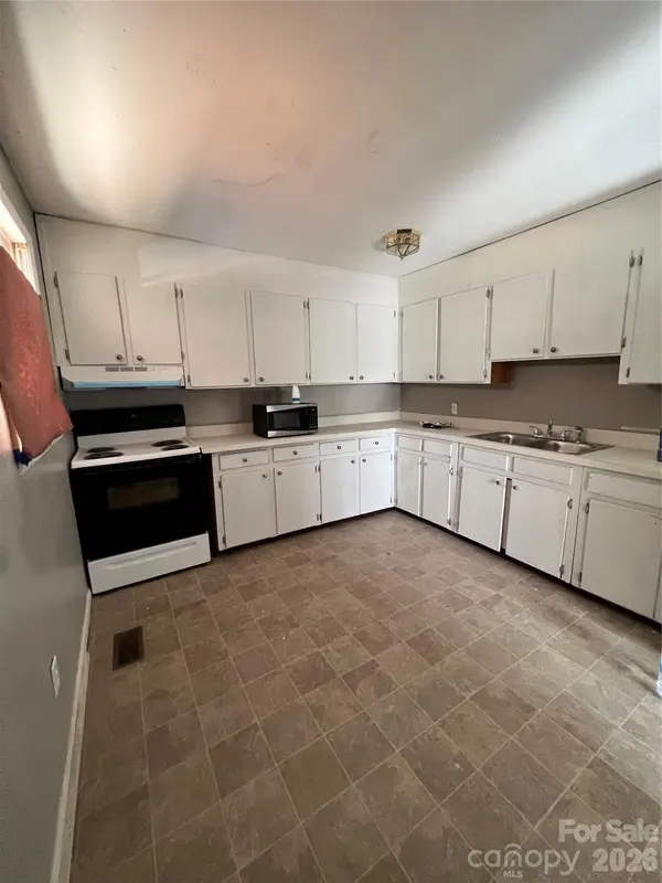 1660 Windsor ST, Orangeburg, SC 29115