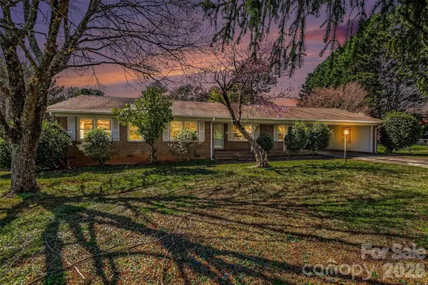 1388 Smith Farm RD, Lincolnton, NC 28092