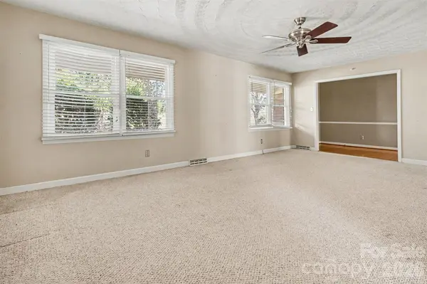 1388 Smith Farm RD, Lincolnton, NC 28092