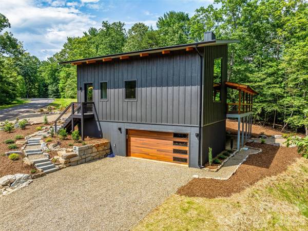 1180 West Lake RD, Marion, NC 28752