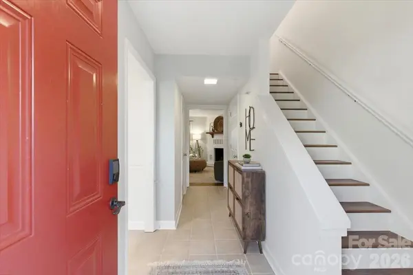 2705 New Hamlin WAY, Charlotte, NC 28210