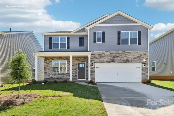 484 Dazzle LOOP, Newton, NC 28658