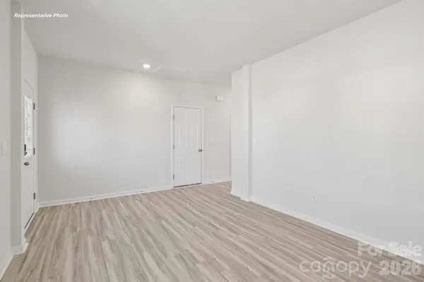 583 Dazzle LOOP, Newton, NC 28658