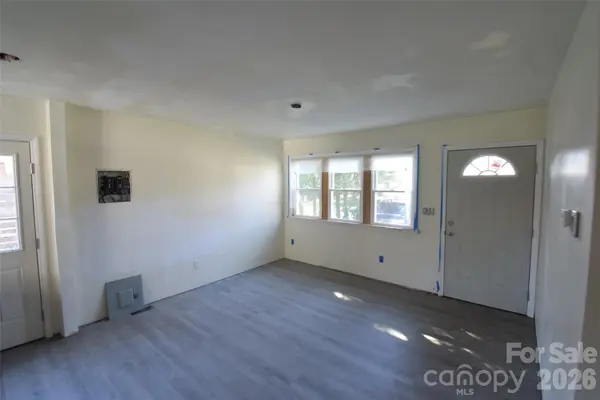 2546 Amber Crest DR, Gastonia, NC 28052