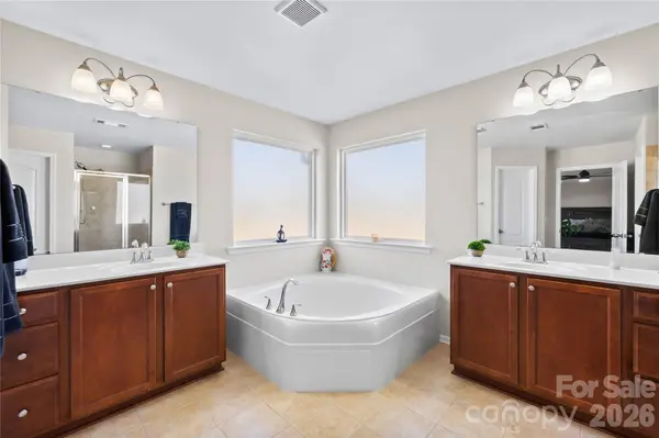 12519 Surreykirt LN, Huntersville, NC 28078