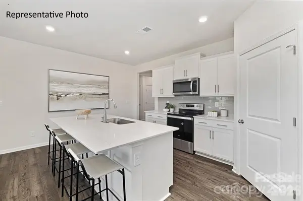7522 Bainbridge RD, Sherrills Ford, NC 28673