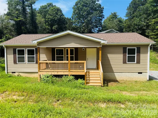 204 Oscelake WAY, Hendersonville, NC 28739