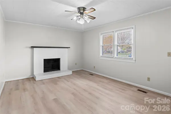 610 Nc 67 HWY, Boonville, NC 27011