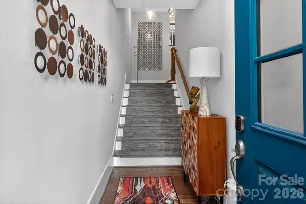 2815 Hillside Springs DR, Charlotte, NC 28209