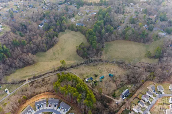 65 Owenby RD, Candler, NC 28715
