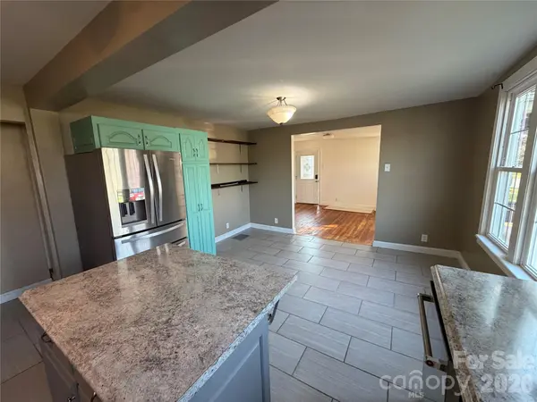 405 Jug Wilson ST, Morganton, NC 28655