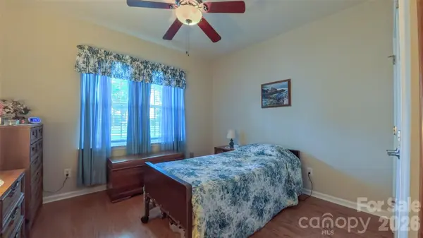 6855 Colonial Garden DR, Huntersville, NC 28078
