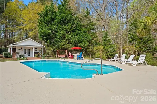 299 Fairway LN, Pageland, SC 29728